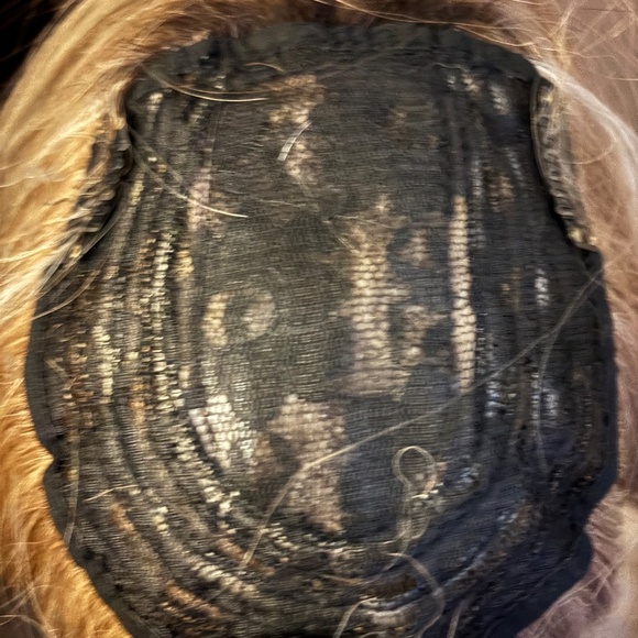 (4) Yes Four 12” Shoulder Length Dark Rooted  Synthetic Wigs - Picture 7 of 9